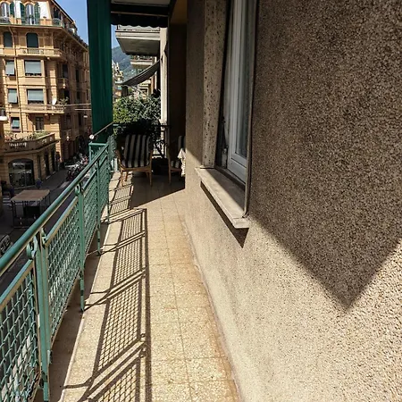 Large Bright Near The Sea Rapallo